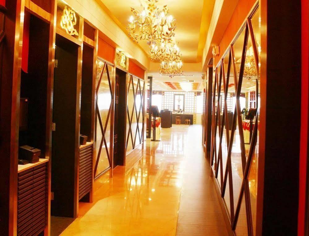 Hotel Fuhua Čung-šan Exteriér fotografie